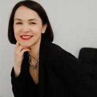 Ляйсан Хазиева — эксперт по офлайн-маркетингу и BTL-мероприятиям.